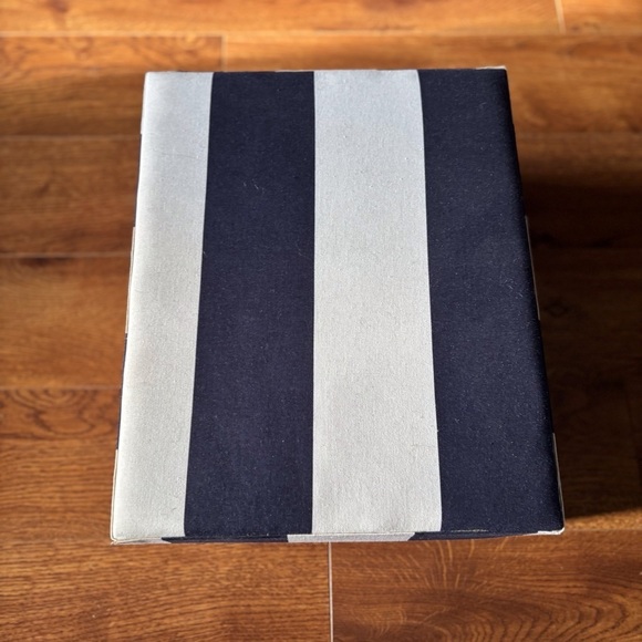 Striped blue and White Decorative Box - Picture 2 of 8